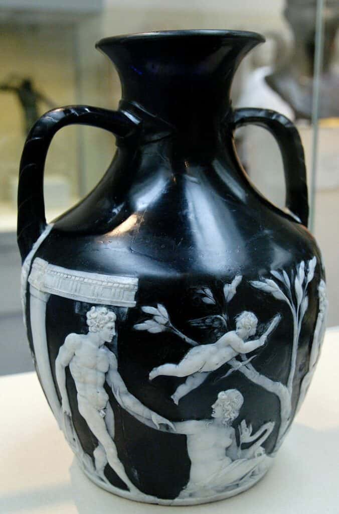 The Portland Vase is broken by drunken museum visitor