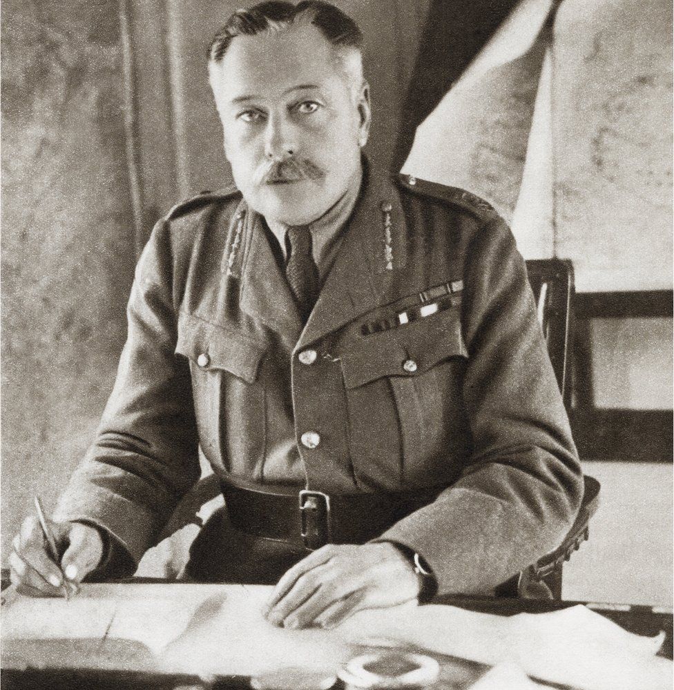 Douglas Haig calls off the Battle of the Somme in WW1 after casualties hit 1 million