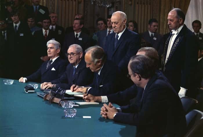 The Signing of The Paris Peace Accords
